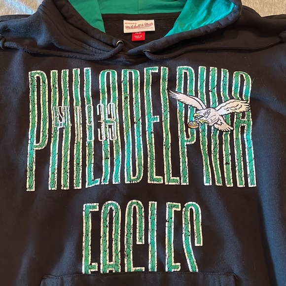 Mitchell & Ness Phila Eagles 🦅 Throwback Fleece Hoodie - Picture 3 of 15